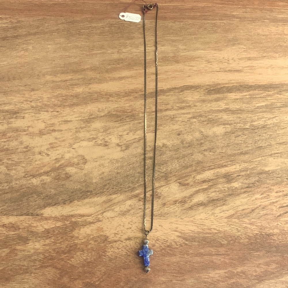 VINTAGE CROSS CHAIN STERLING SILVER . ITEM #53.